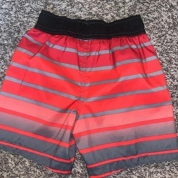 Disney Jake and the neverland pirates swim trunks 24 months - Picture 3 of 3